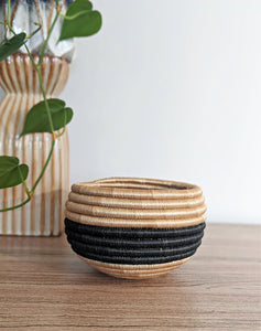 Black Tan Woven Sisal Planter Basket