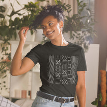 Black Mud Cloth Pattern T-Shirt & Mug Gift Set