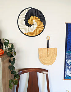 Large Woven Sisal Wall Plate Black Swirl