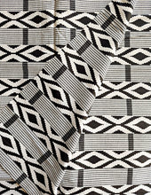Tissu Ankara à motif de tissu de boue noir et blanc, 2 yards