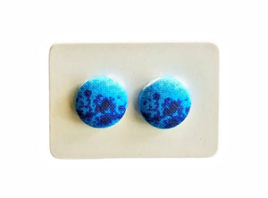 Mini boucles d'oreilles bouton en tissu imprimé africain Ankara