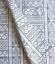 Black White Mud Cloth Pattern African Print Fabric 1.75 Yards