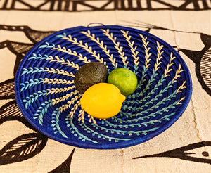 Grand panier africain tressé bleu