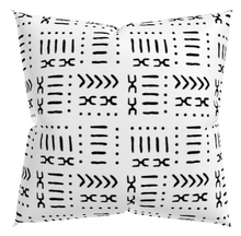 neutral-white-boho-pillow-black-pattern